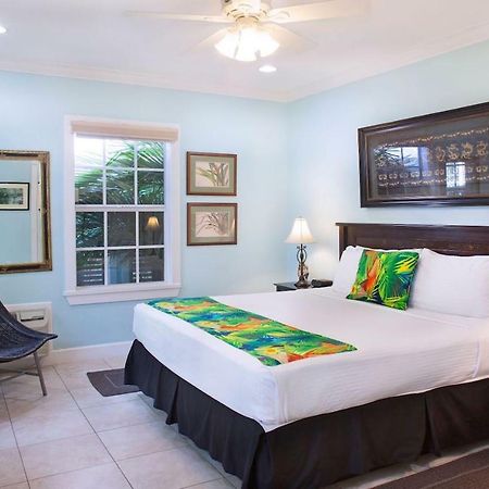 Travelers Palm Inn Key West Bagian luar foto