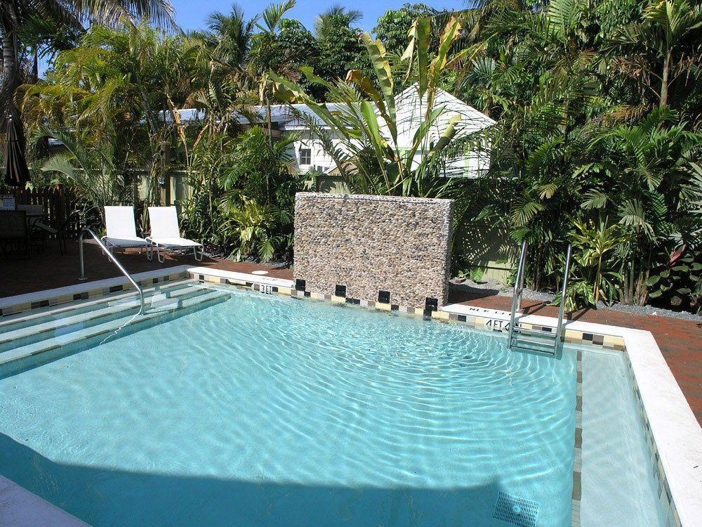 Travelers Palm Inn Key West Bagian luar foto