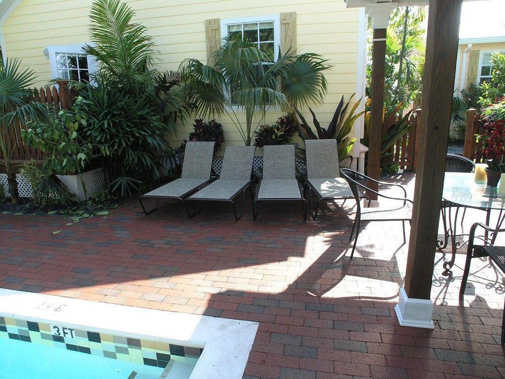 Travelers Palm Inn Key West Bagian luar foto