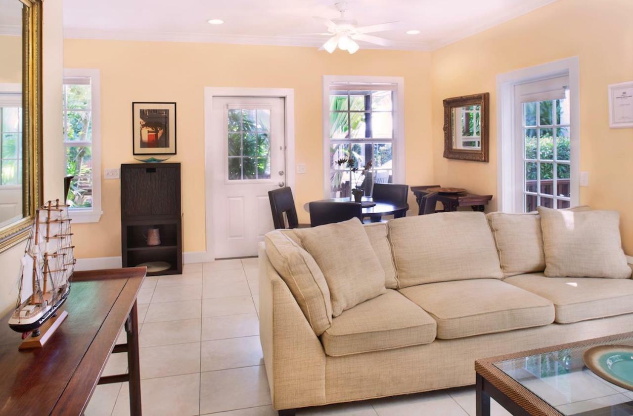 Travelers Palm Inn Key West Bagian luar foto